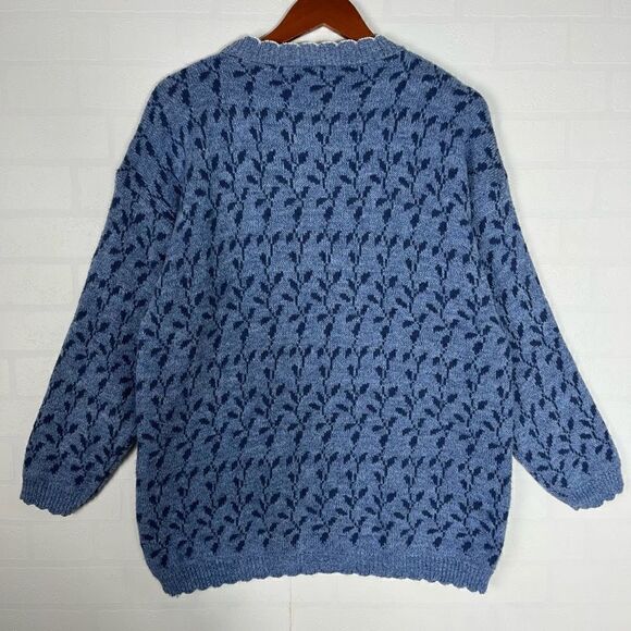 Vintage Adele Knitwear Women’s Blue Floral Knit Sweater Size Large - Picture 9 of 14